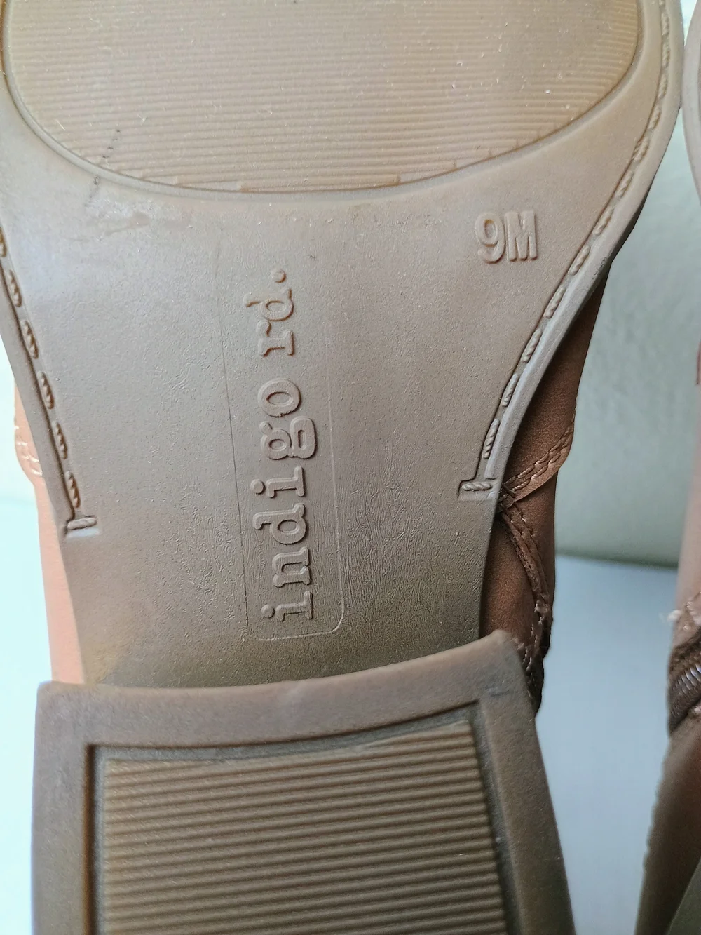 Indigo 9M Tan country Western-vegan Leather Ankle Booties Pointed Toe Stitching